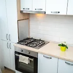 Modern & Cozy Cismigiu Park - Pop6 Apartment Bucharest