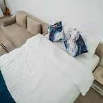 Modern & Cozy Cismigiu Park - Pop6