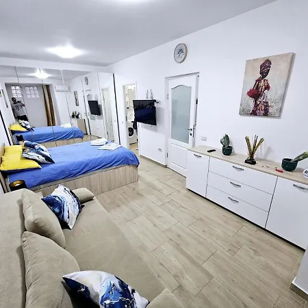 Modern & Cozy Cismigiu Park - Pop6 Apartment