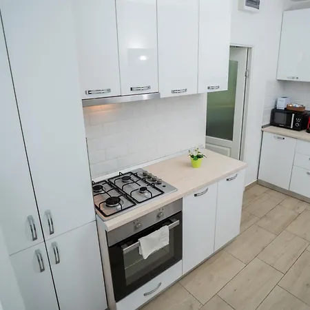 Modern & Cozy Cismigiu Park - Pop6 * Бухарест