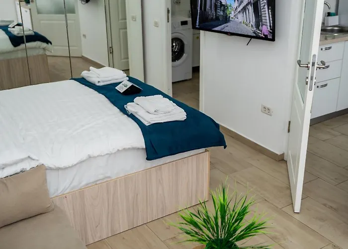 Modern & Cozy Cismigiu Park - Pop6 *