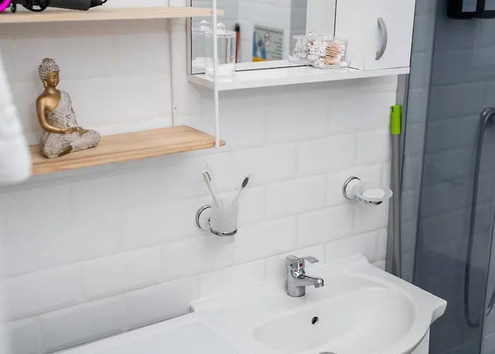 Modern & Cozy Cismigiu Park - Pop6